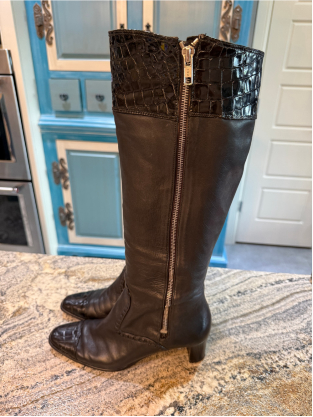 Women's Brighton Black Leather Heeled Boots Size 8